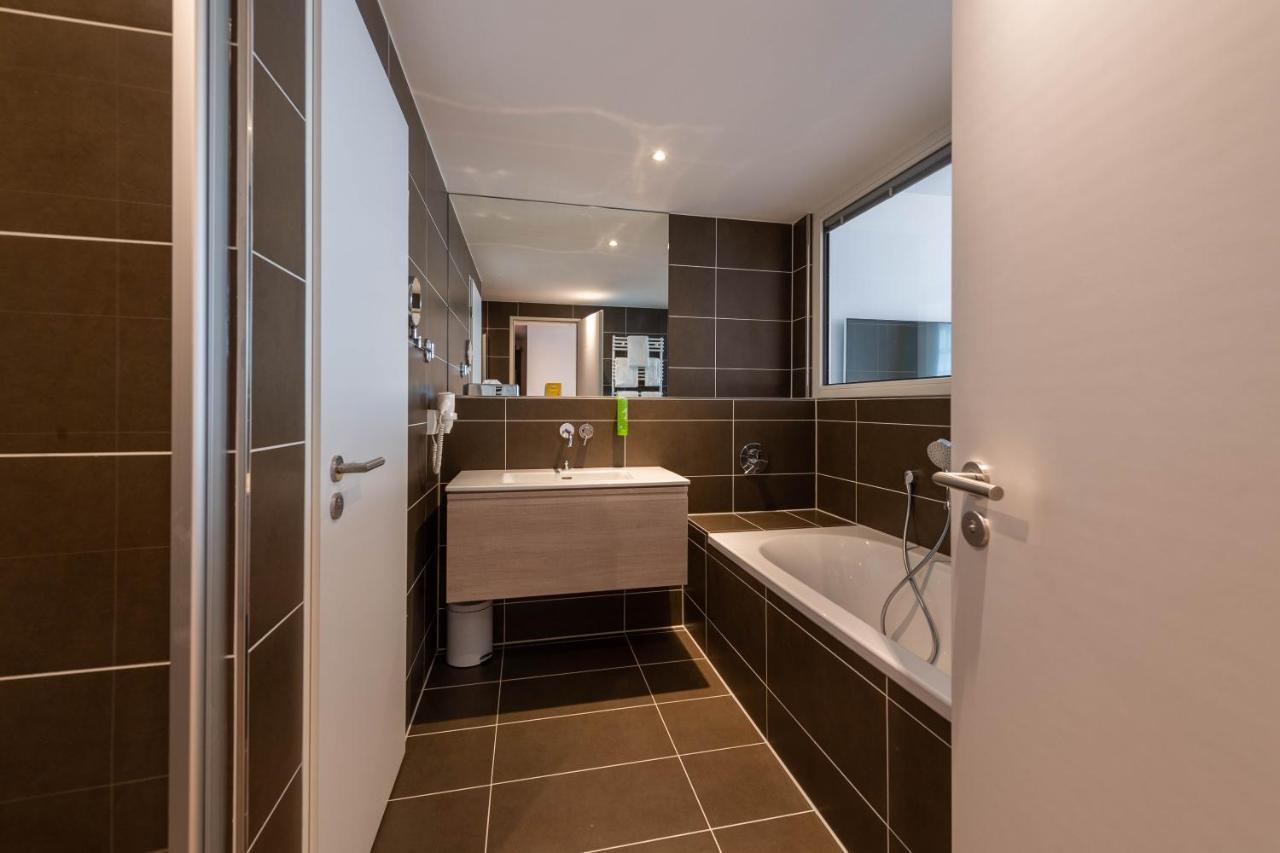Jufa Hotel Hamburg Hafencity Bagian luar foto