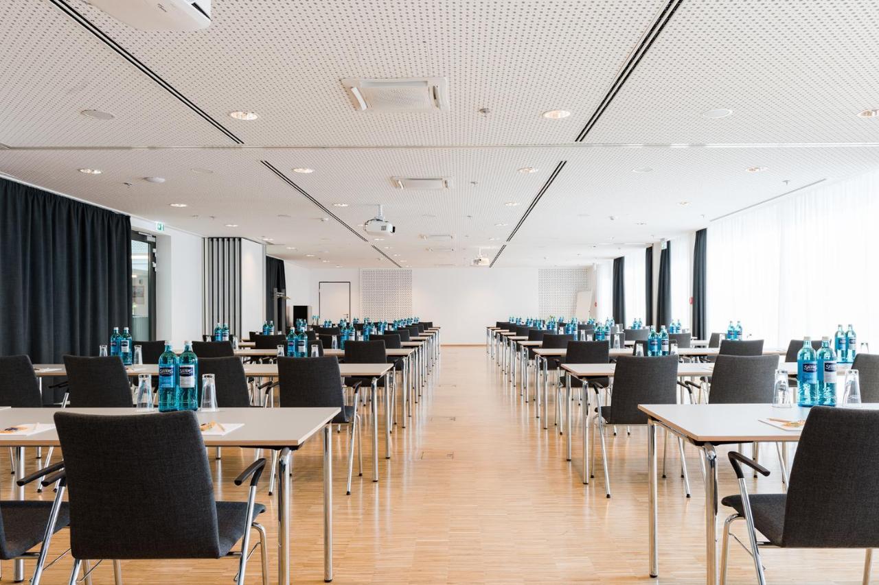 Jufa Hotel Hamburg Hafencity Bagian luar foto